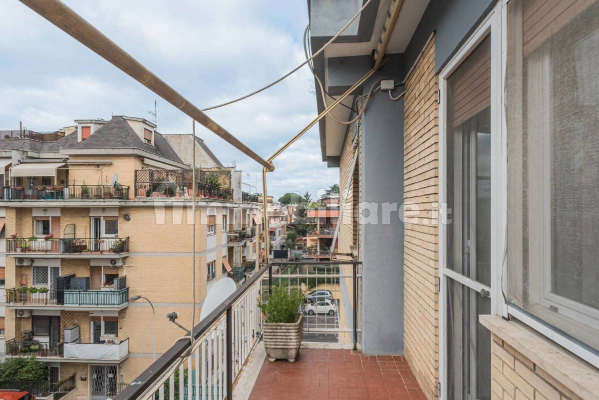 Foto 10 di 26 - Appartamento in vendita a Roma
