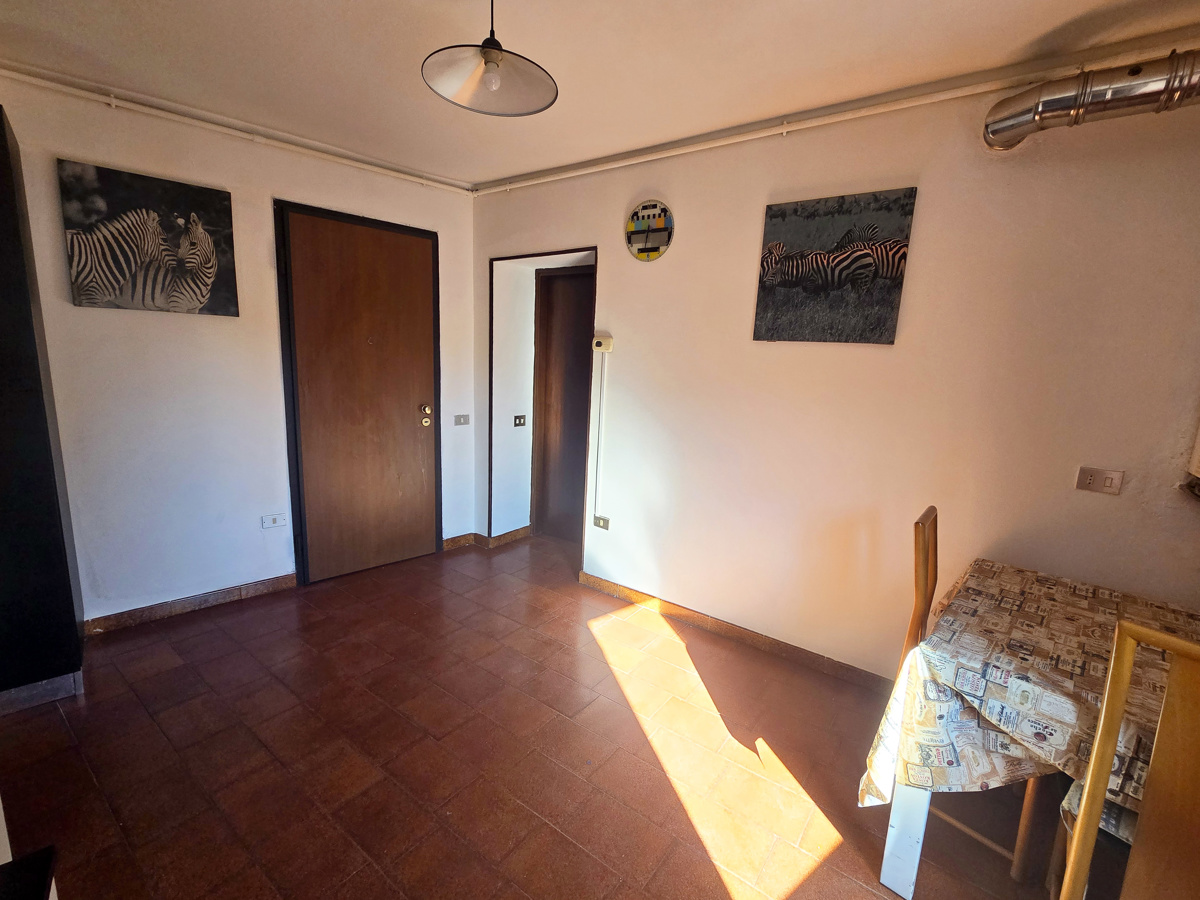 Foto 5 di 13 - Appartamento in vendita a Cadorago