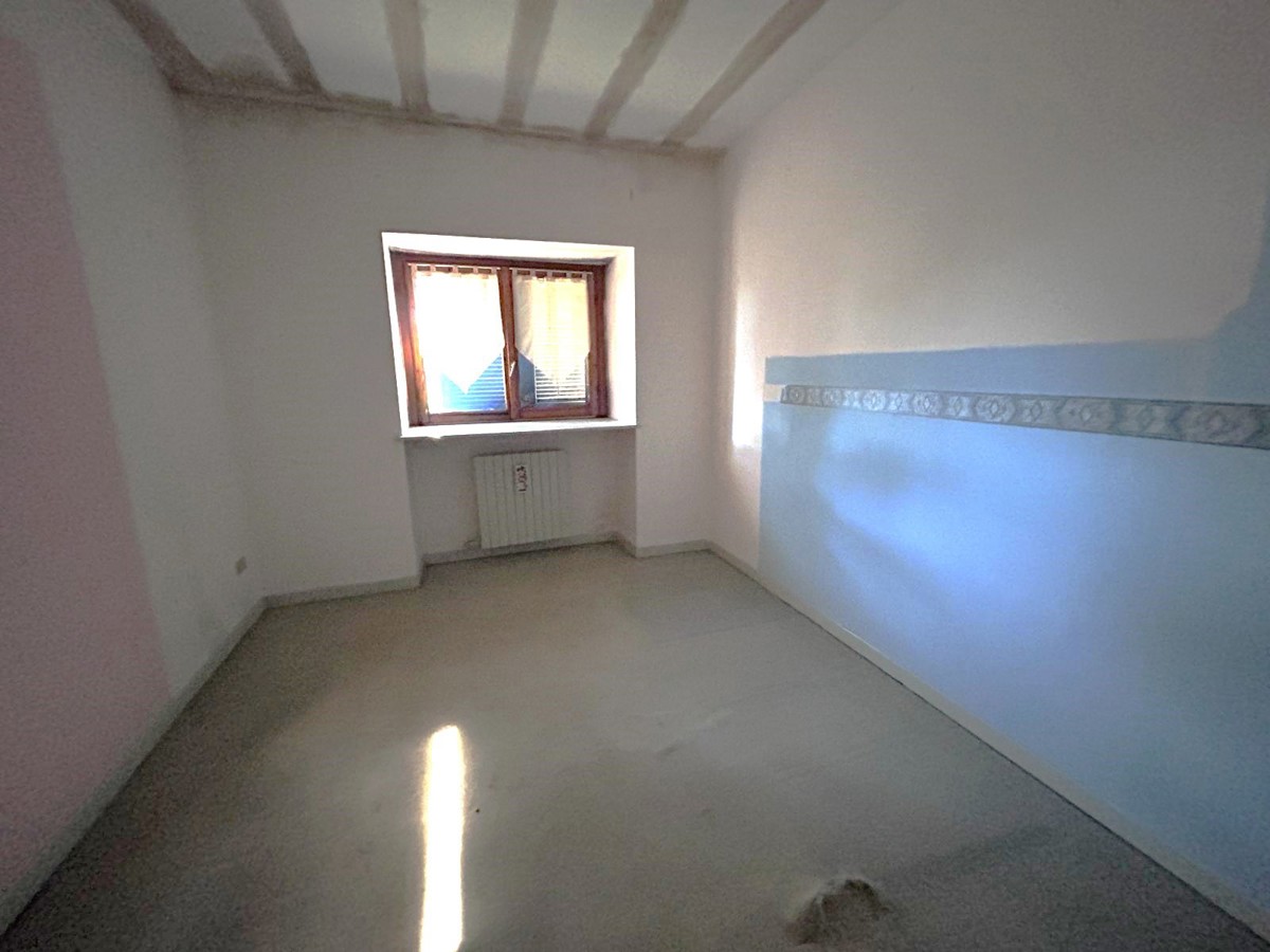 Foto 8 di 14 - Appartamento in vendita a Sannazzaro de' Burgondi