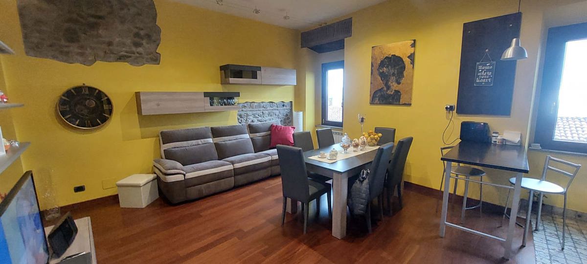 Foto 1 di 31 - Appartamento in vendita a Velletri