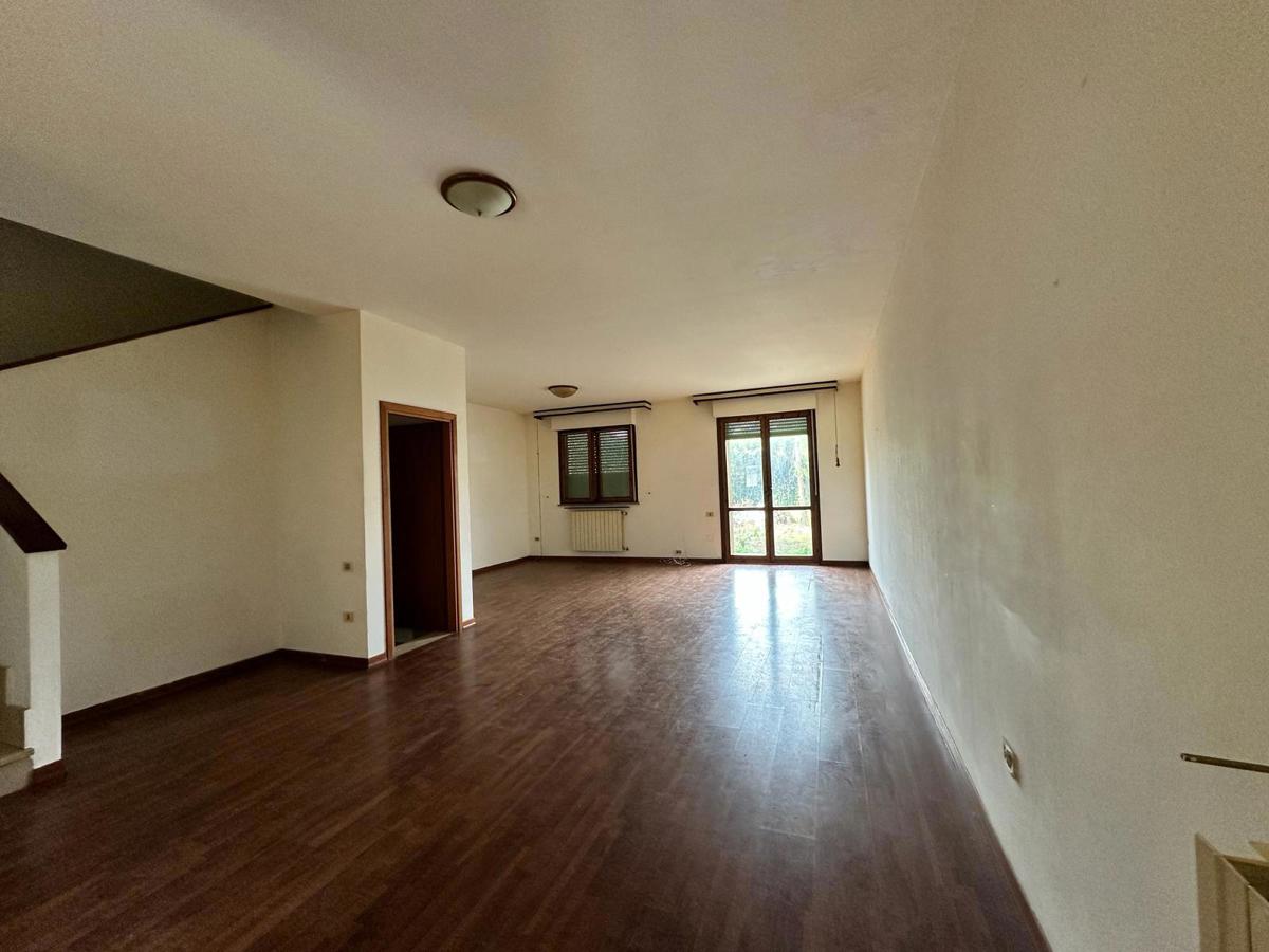 Foto 3 di 14 - Appartamento in vendita a Castiglion Fibocchi