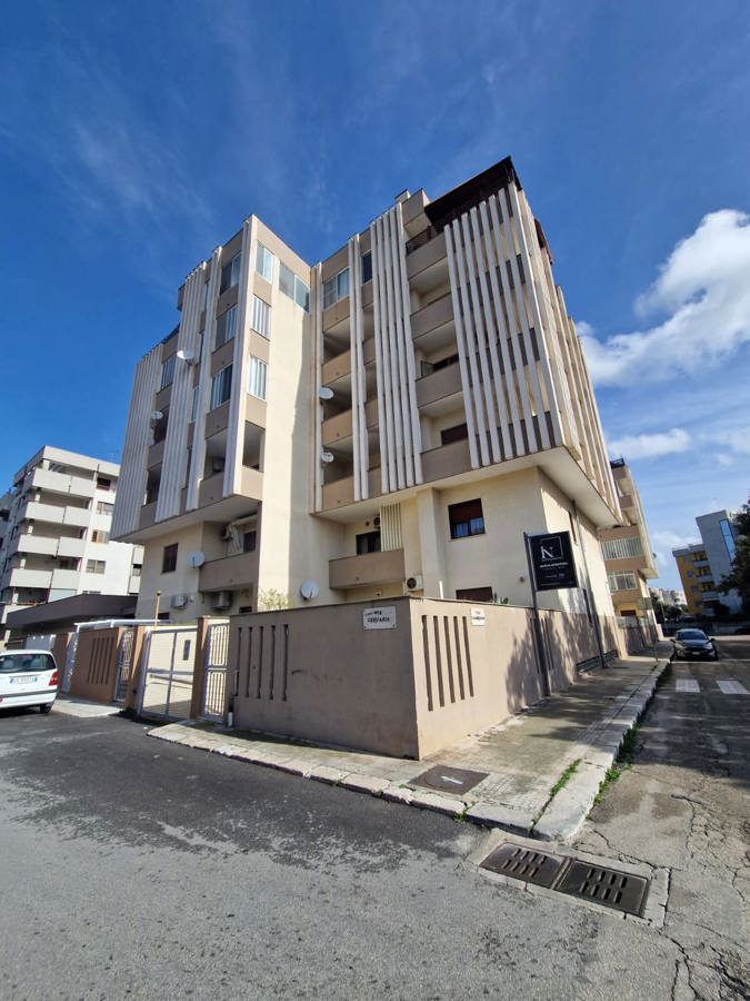 Foto 1 di 11 - Appartamento in vendita a Brindisi