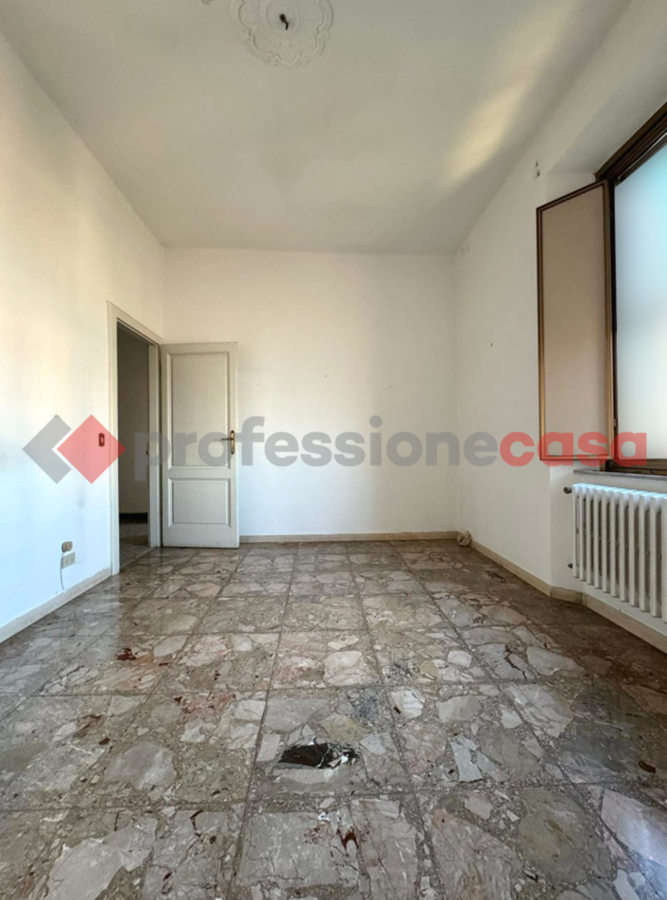 Foto 14 di 25 - Appartamento in vendita a Livorno