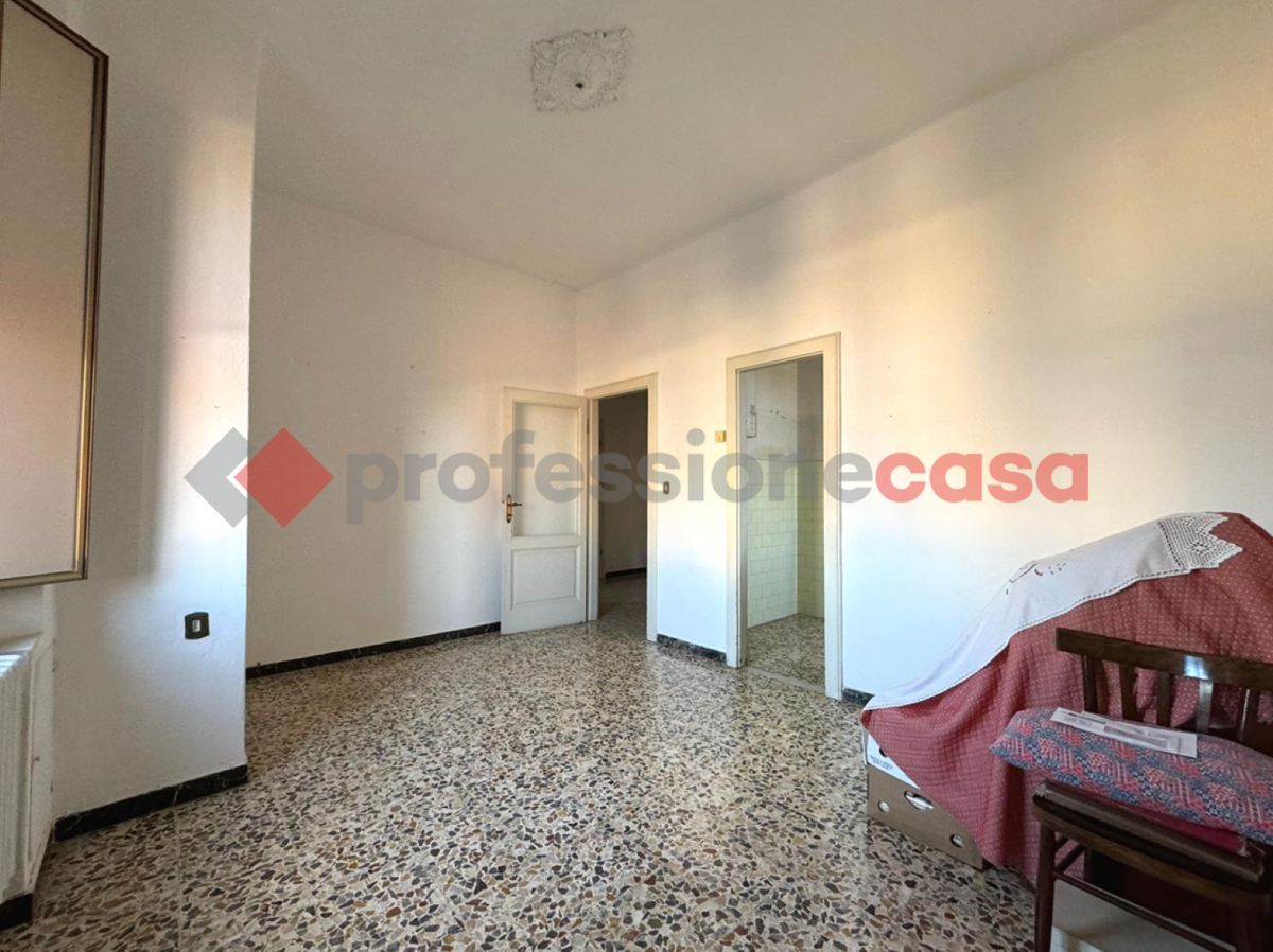 Foto 5 di 25 - Appartamento in vendita a Livorno