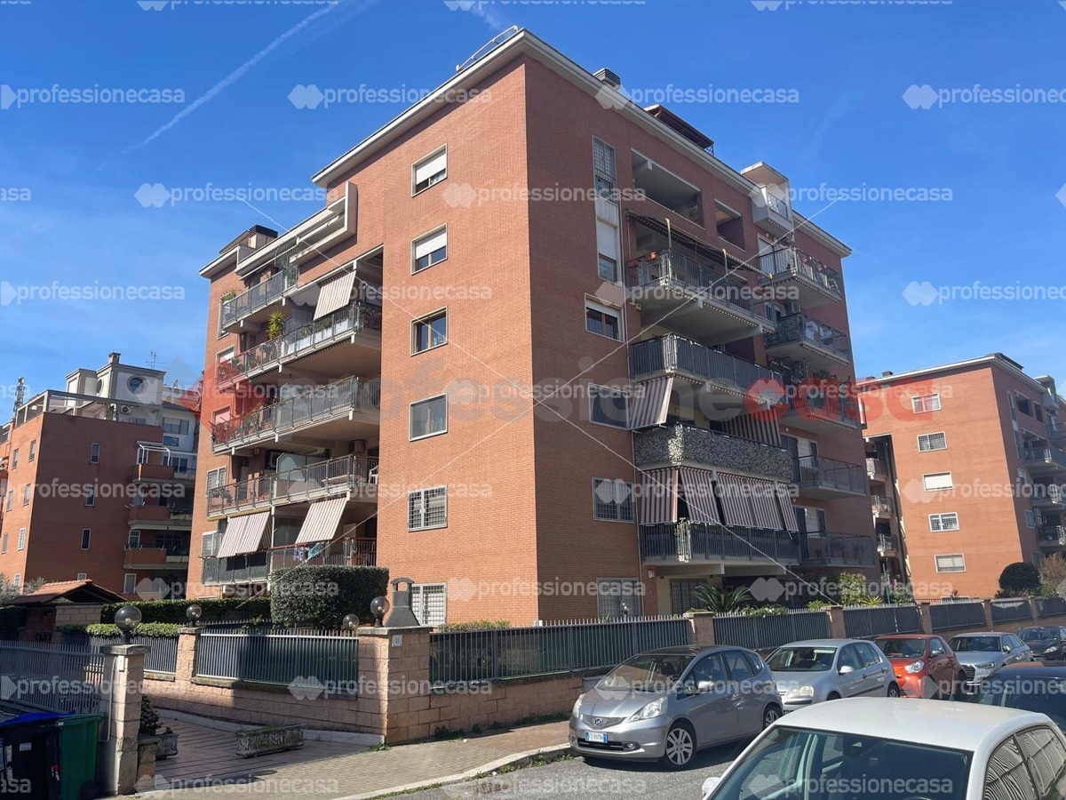 Foto 1 di 24 - Appartamento in vendita a Roma
