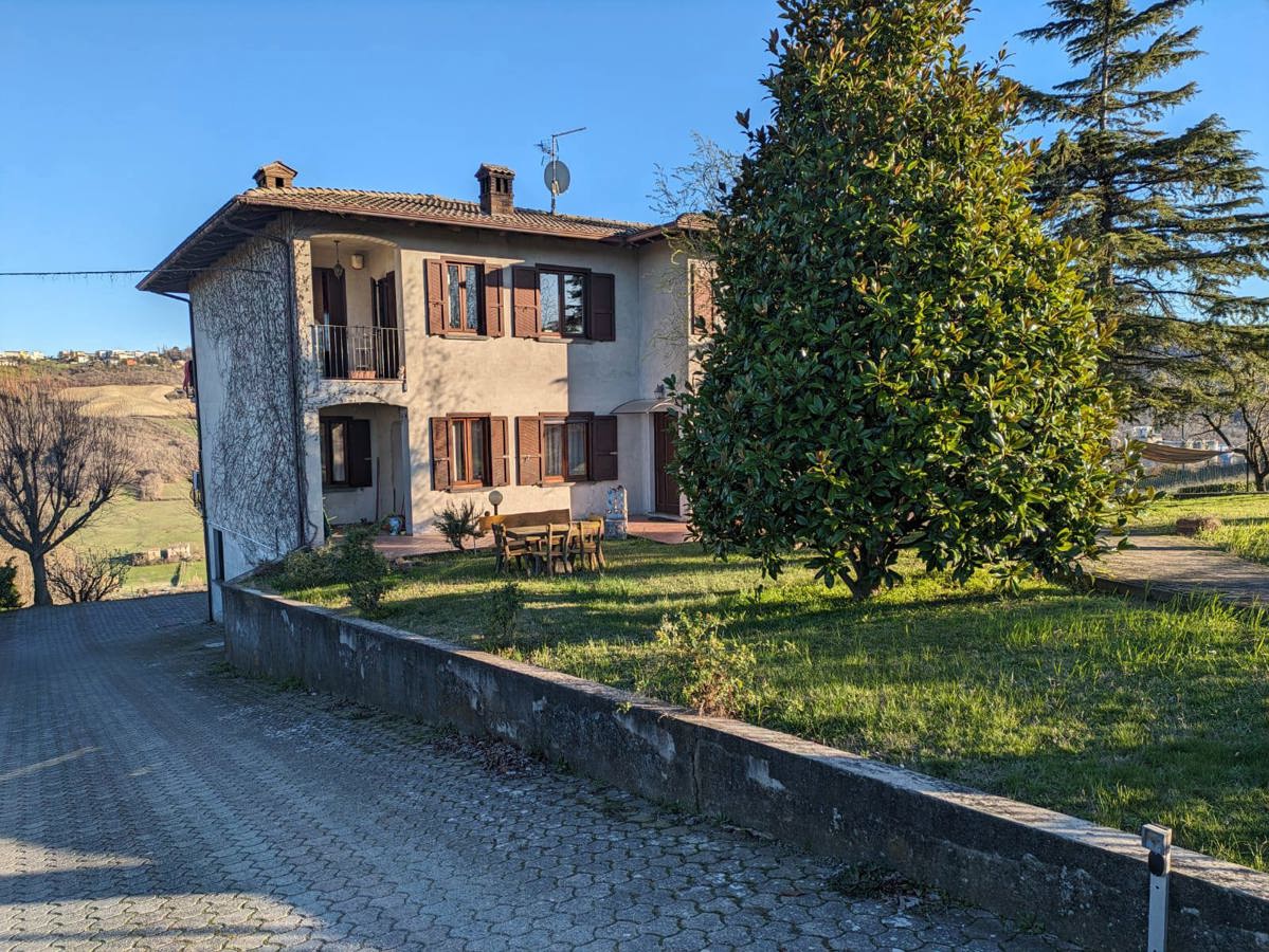 Foto 21 di 38 - Casa indipendente in vendita a Lugagnano Val d'Arda