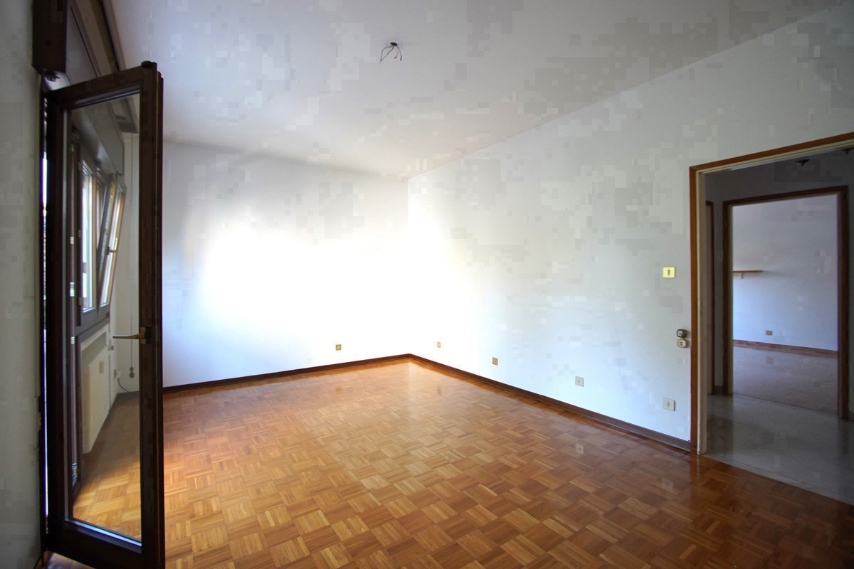 Foto 4 di 21 - Appartamento in vendita a Venezia