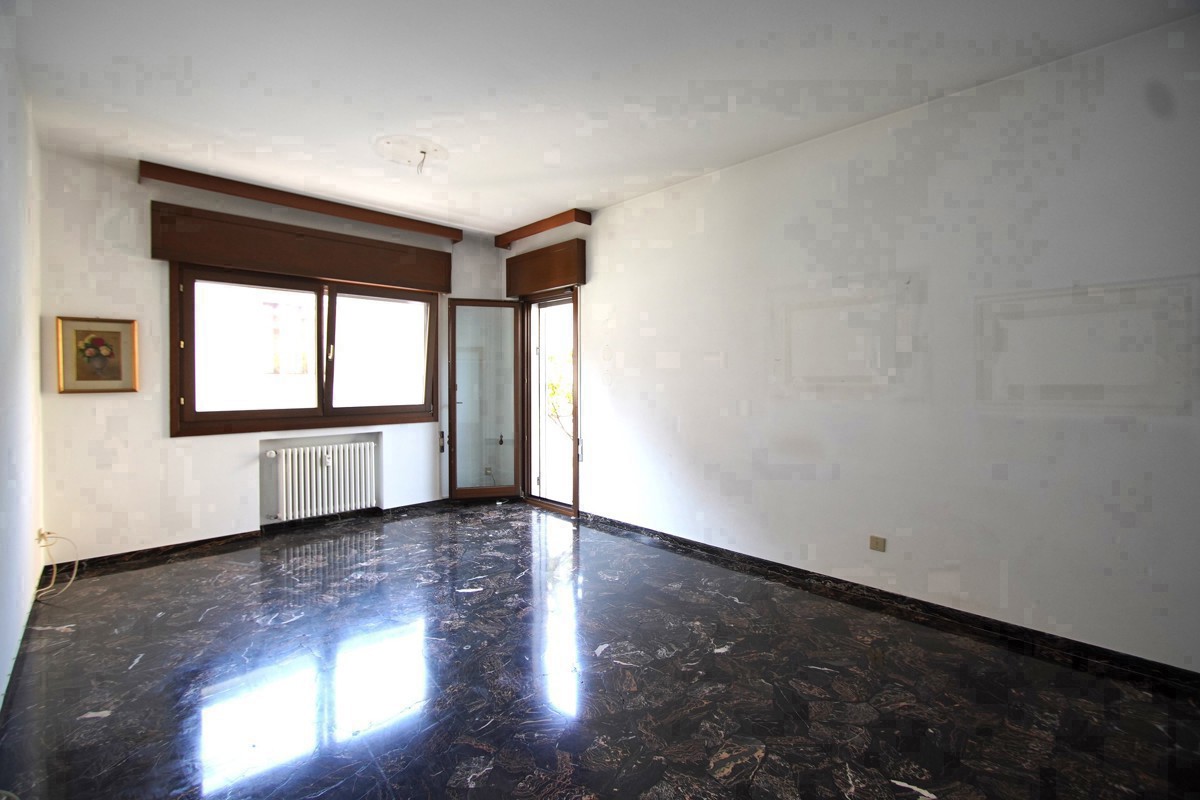 Foto 10 di 21 - Appartamento in vendita a Venezia