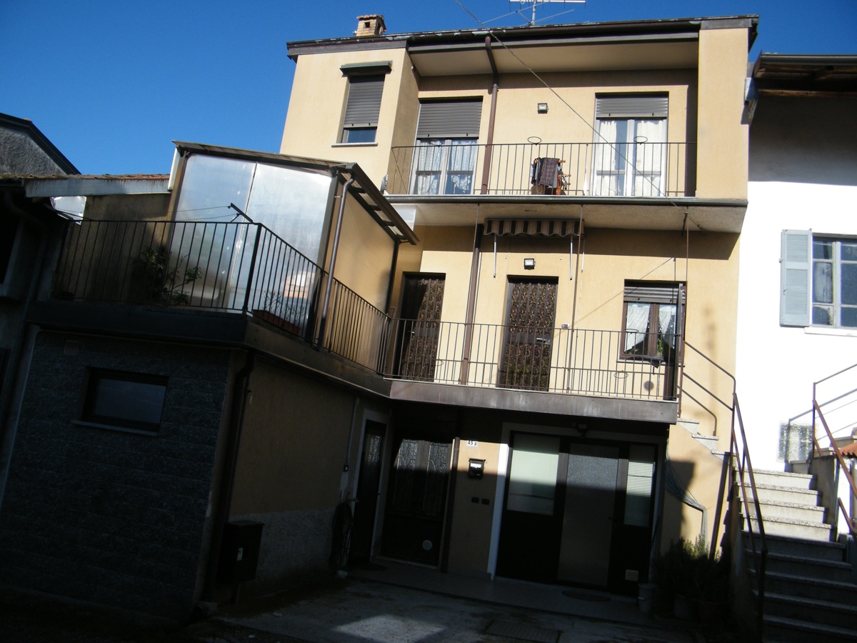 Foto 2 di 14 - Casa indipendente in vendita a Borgo Ticino