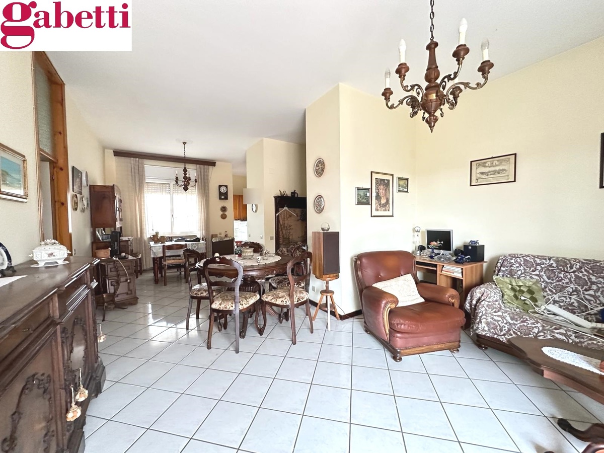 Foto 3 di 22 - Appartamento in vendita a Siena