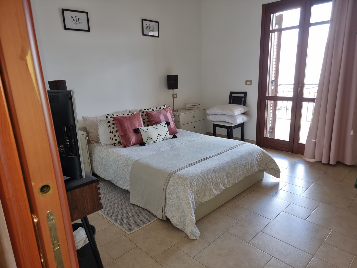 Foto 17 di 24 - Appartamento in vendita a Taranto