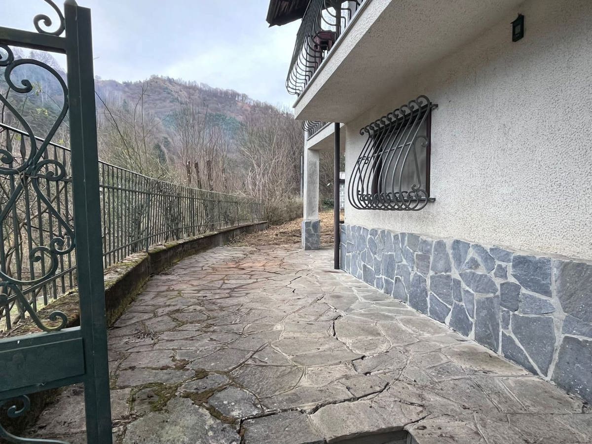 Foto 16 di 24 - Casa indipendente in vendita a Monterosso Grana