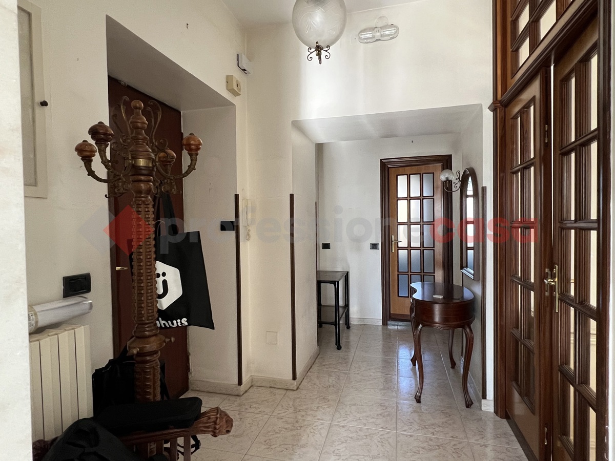 Foto 17 di 19 - Appartamento in vendita a Taranto