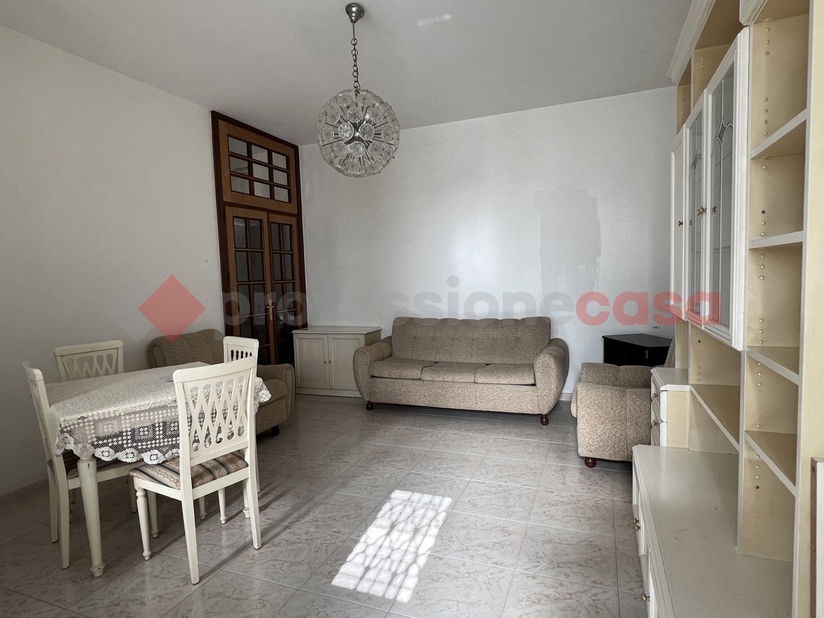 Foto 2 di 19 - Appartamento in vendita a Taranto