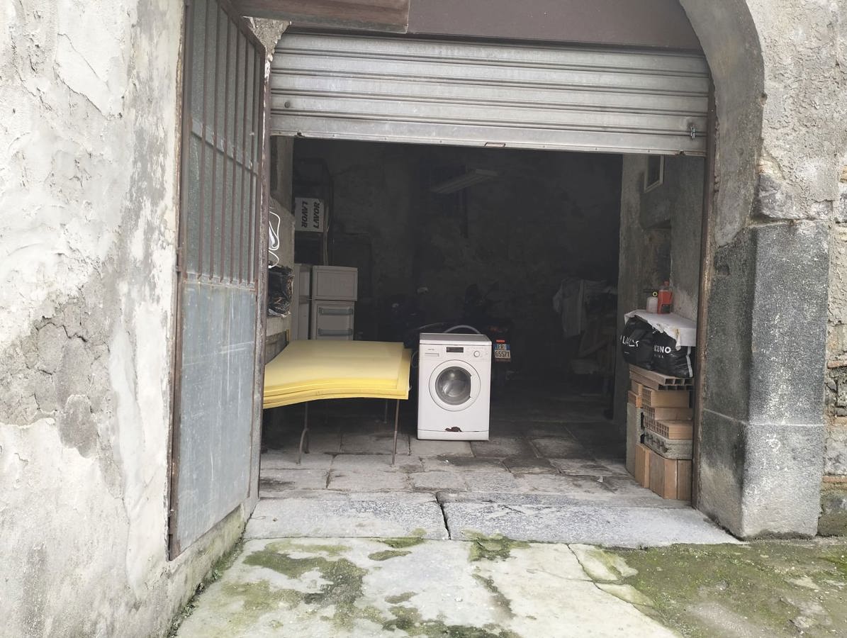 Foto 3 di 6 - Garage in affitto a Angri