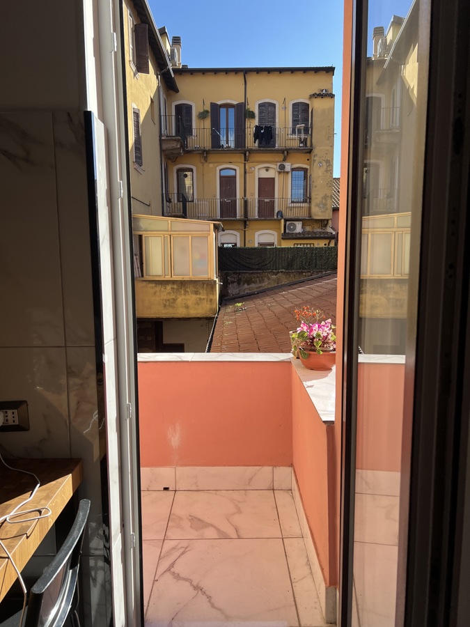 Foto 8 di 10 - Appartamento in affitto a Verona