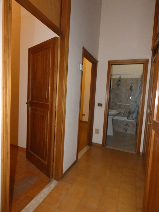 Foto 26 di 32 - Appartamento in vendita a Ravenna