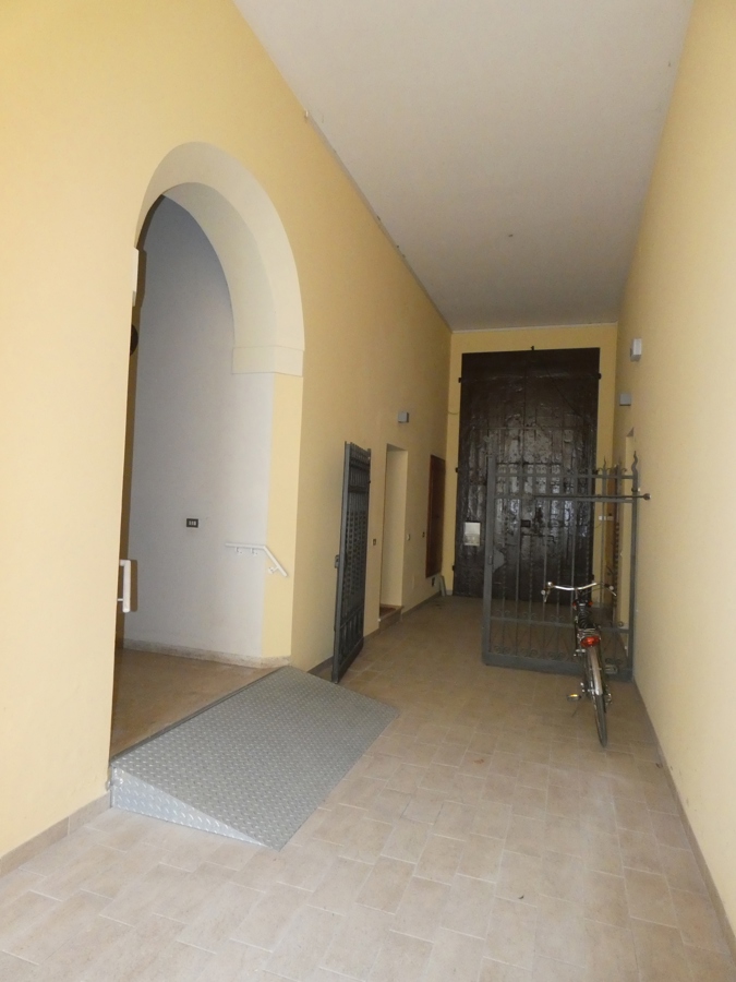 Foto 8 di 32 - Appartamento in vendita a Ravenna