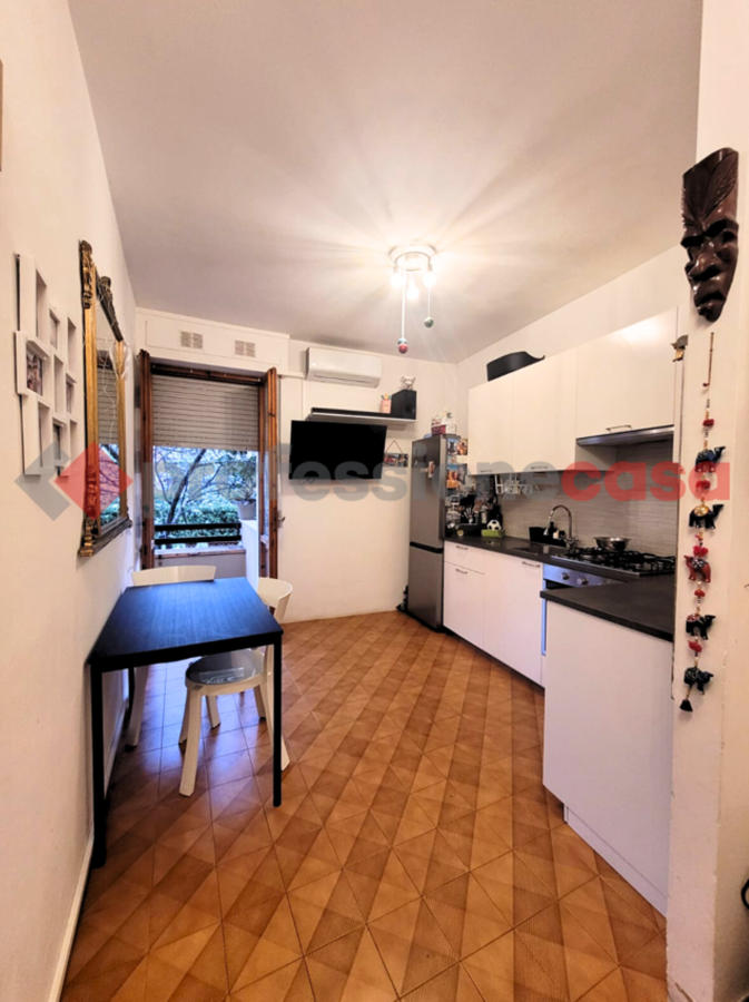 Foto 3 di 10 - Appartamento in vendita a Livorno