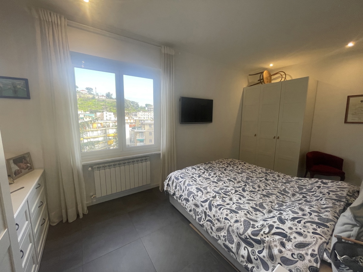 Foto 15 di 30 - Appartamento in vendita a Sanremo