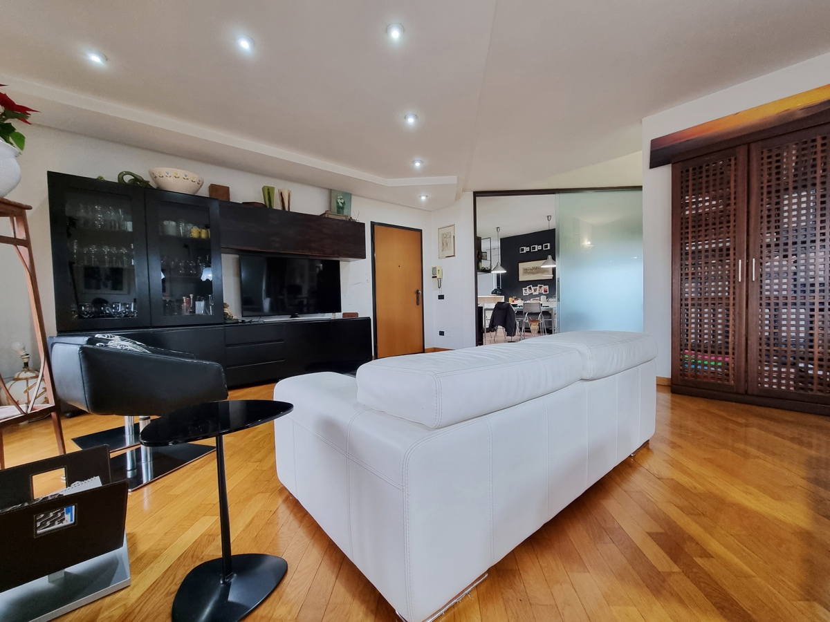 Foto 5 di 52 - Appartamento in vendita a Caserta