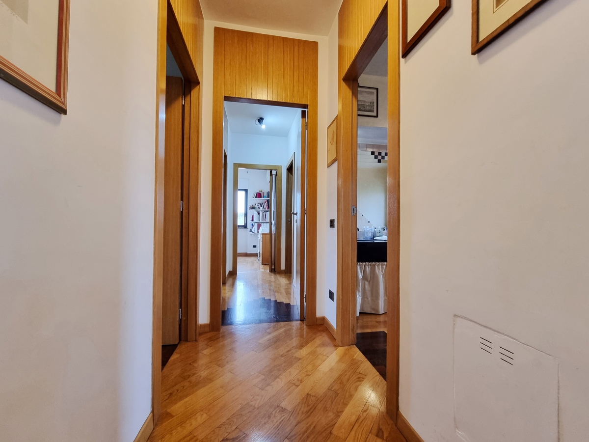 Foto 23 di 52 - Appartamento in vendita a Caserta