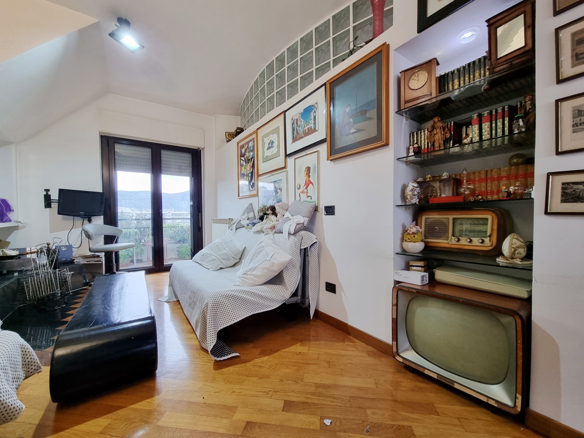 Foto 6 di 52 - Appartamento in vendita a Caserta