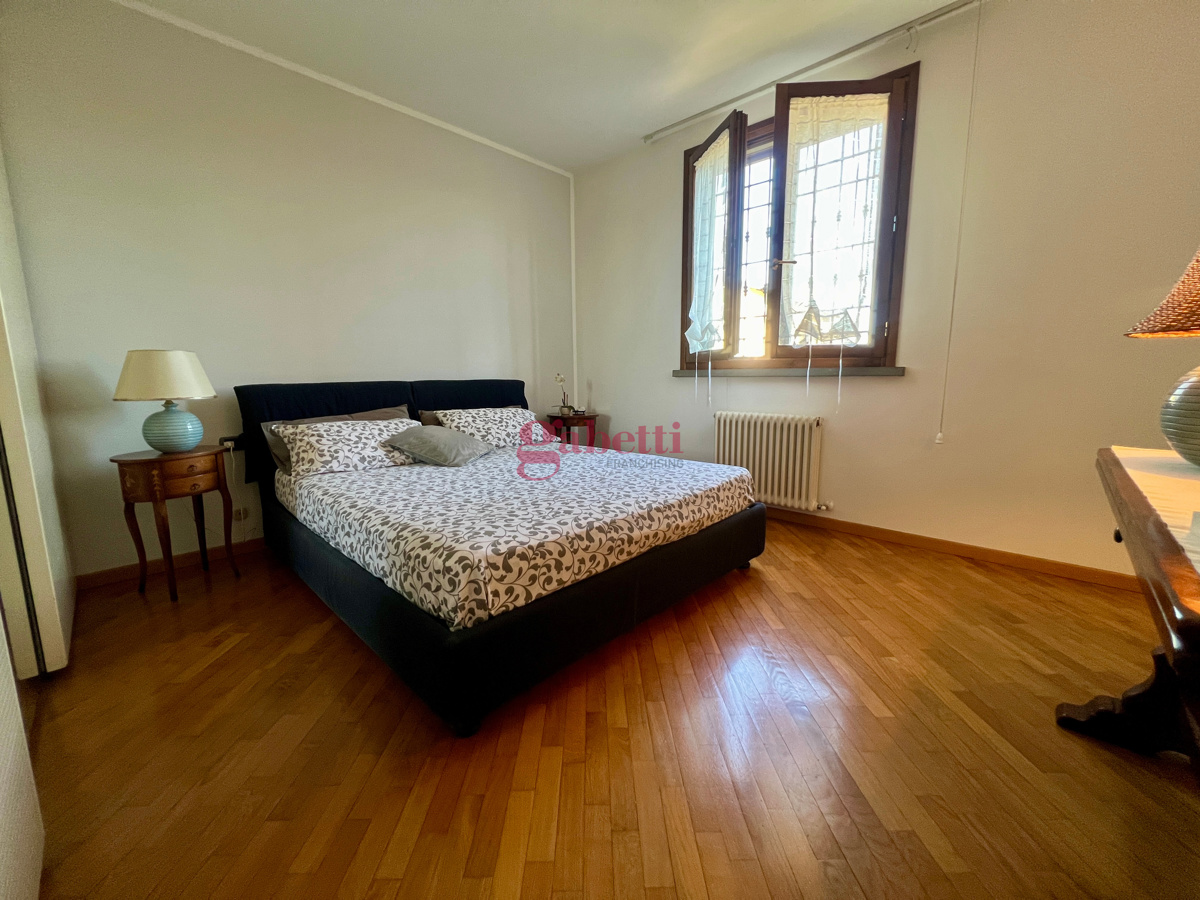 Foto 12 di 50 - Appartamento in vendita a Sesto Fiorentino