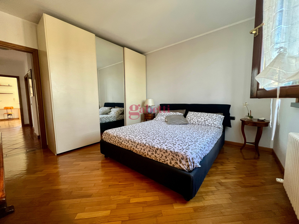 Foto 13 di 50 - Appartamento in vendita a Sesto Fiorentino