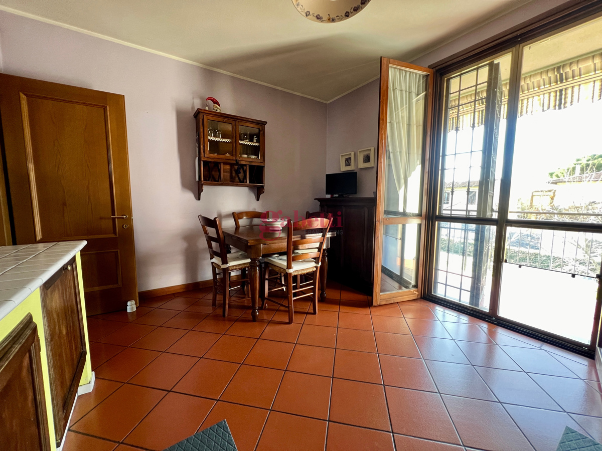 Foto 2 di 50 - Appartamento in vendita a Sesto Fiorentino