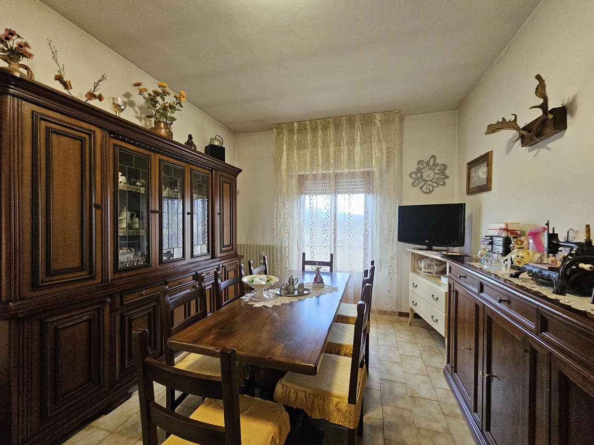 Foto 14 di 31 - Casa indipendente in vendita a Arezzo