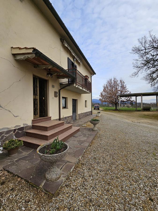 Foto 8 di 31 - Casa indipendente in vendita a Arezzo