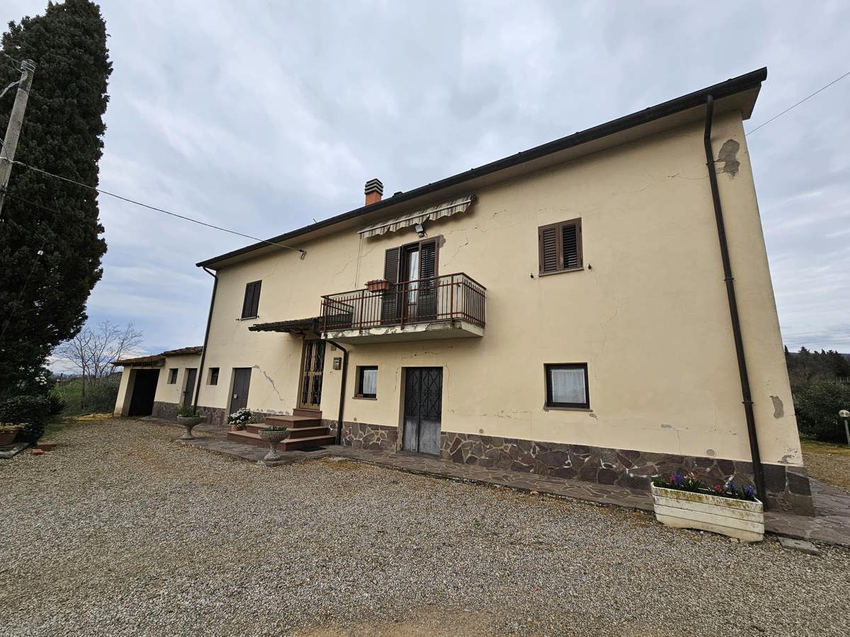 Foto 9 di 31 - Casa indipendente in vendita a Arezzo