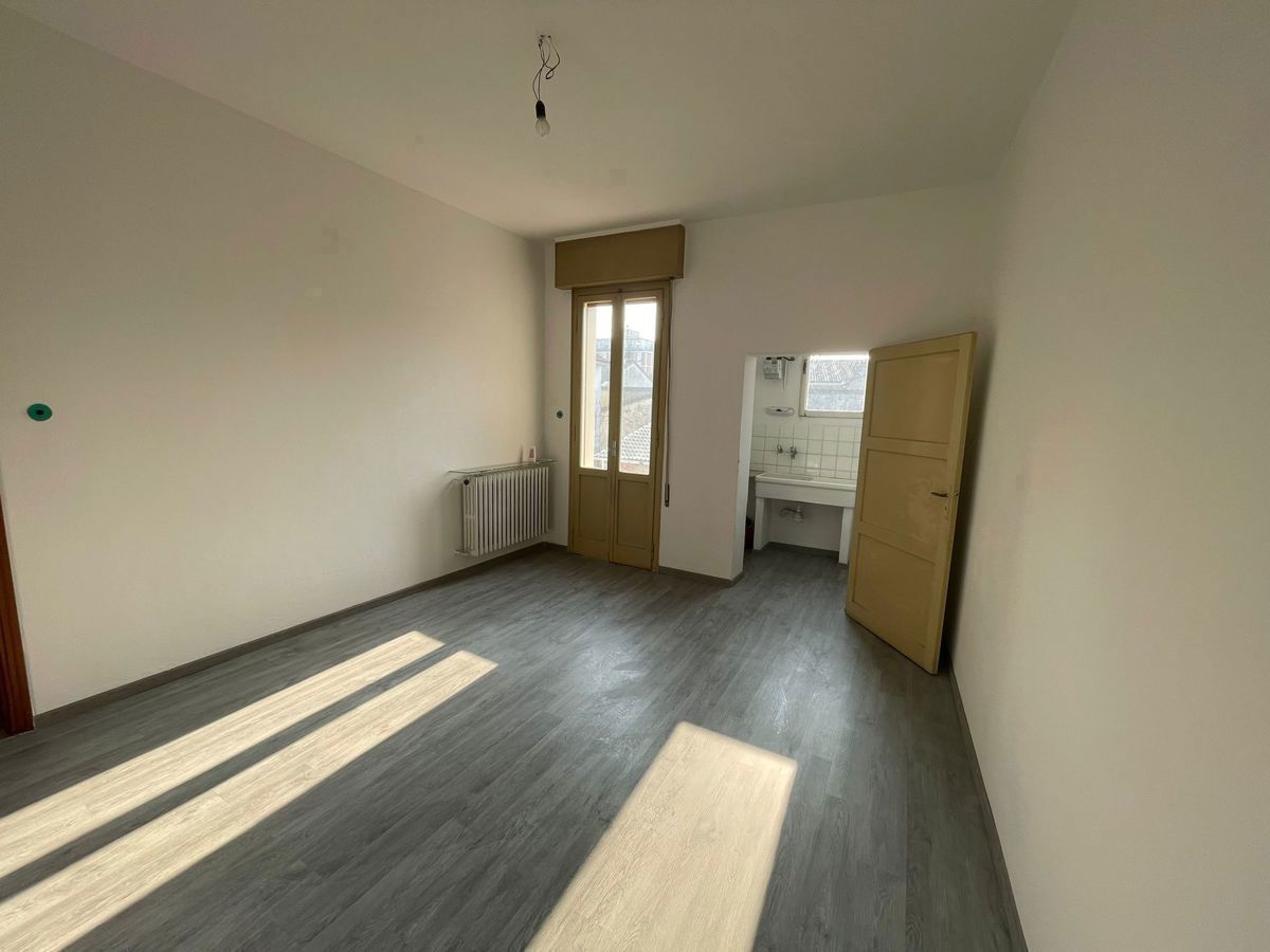 Foto 3 di 10 - Appartamento in vendita a Faenza