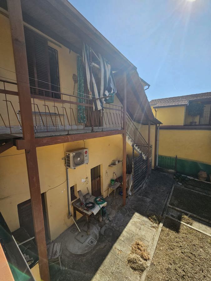 Foto 26 di 39 - Casa indipendente in vendita a Arezzo