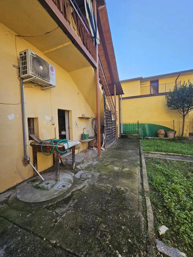 Foto 30 di 39 - Casa indipendente in vendita a Arezzo