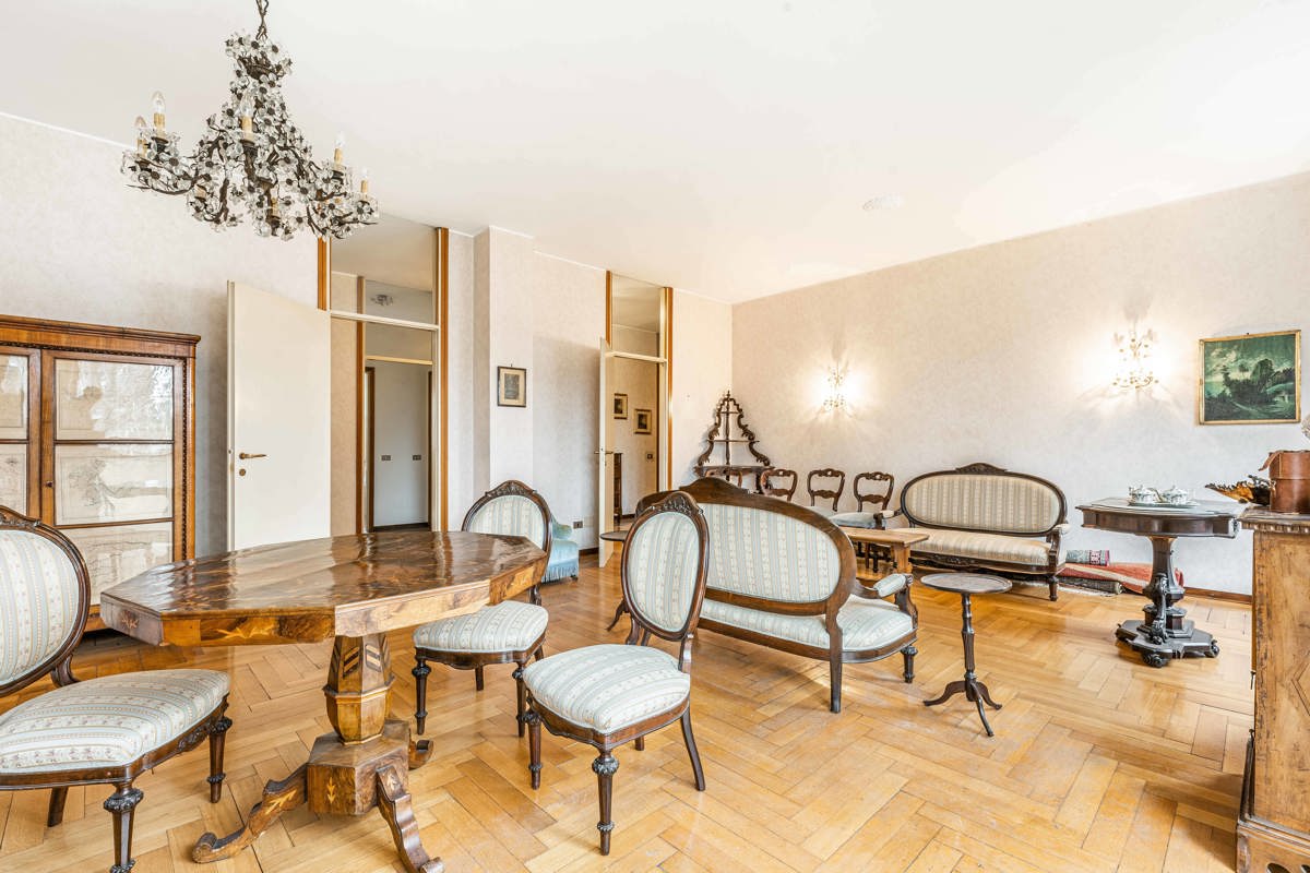 Foto 7 di 28 - Appartamento in vendita a Saronno