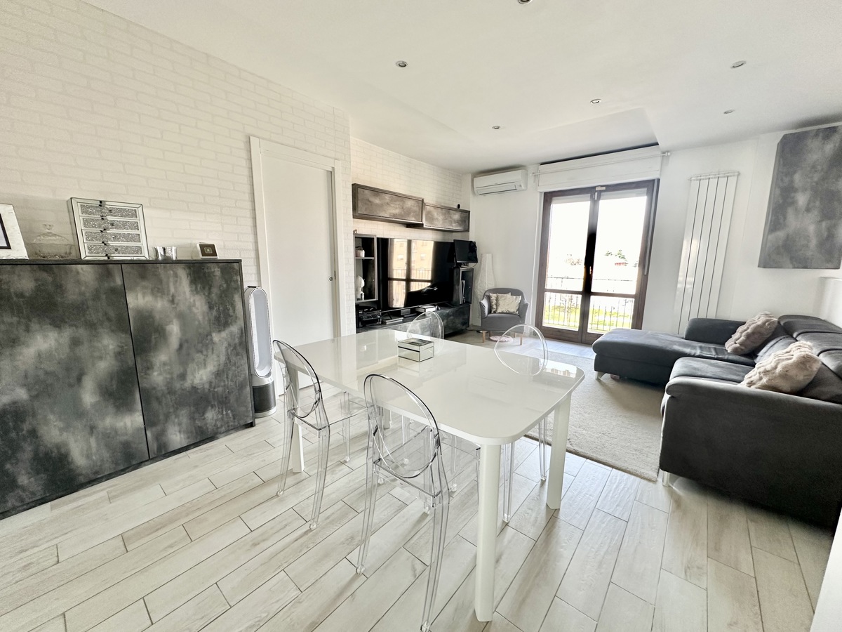 Foto 3 di 26 - Appartamento in vendita a Grugliasco