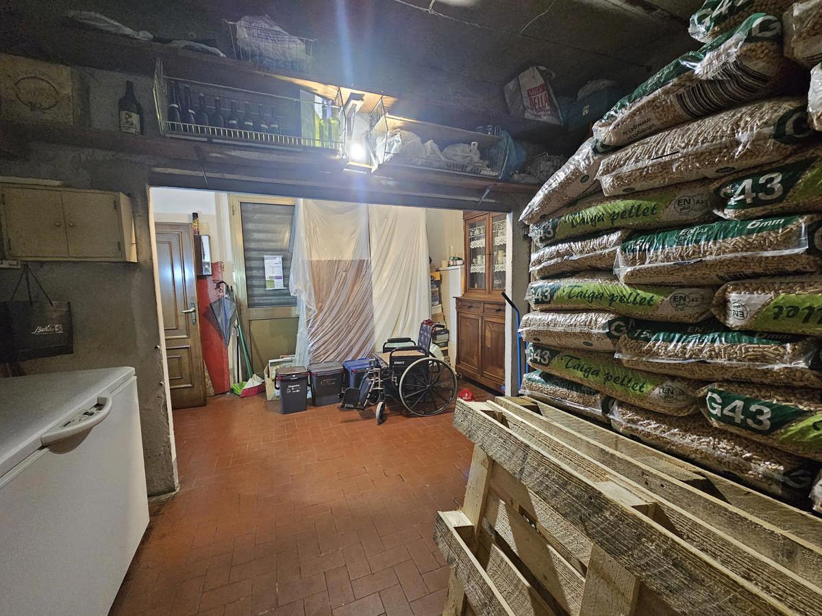 Foto 27 di 37 - Appartamento in vendita a Arezzo