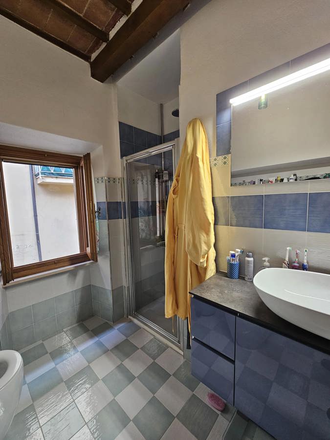 Foto 18 di 22 - Appartamento in vendita a Arezzo