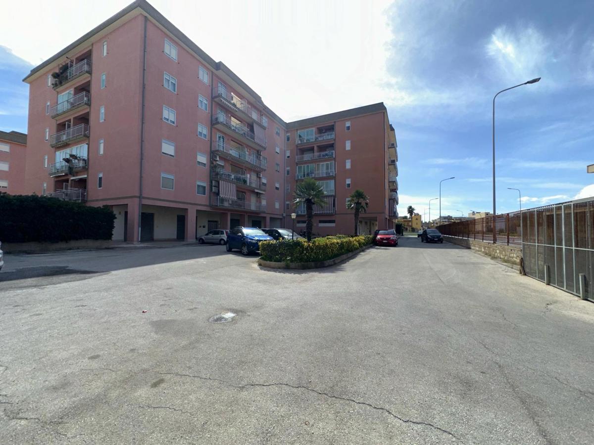 Foto 2 di 33 - Appartamento in vendita a Avola