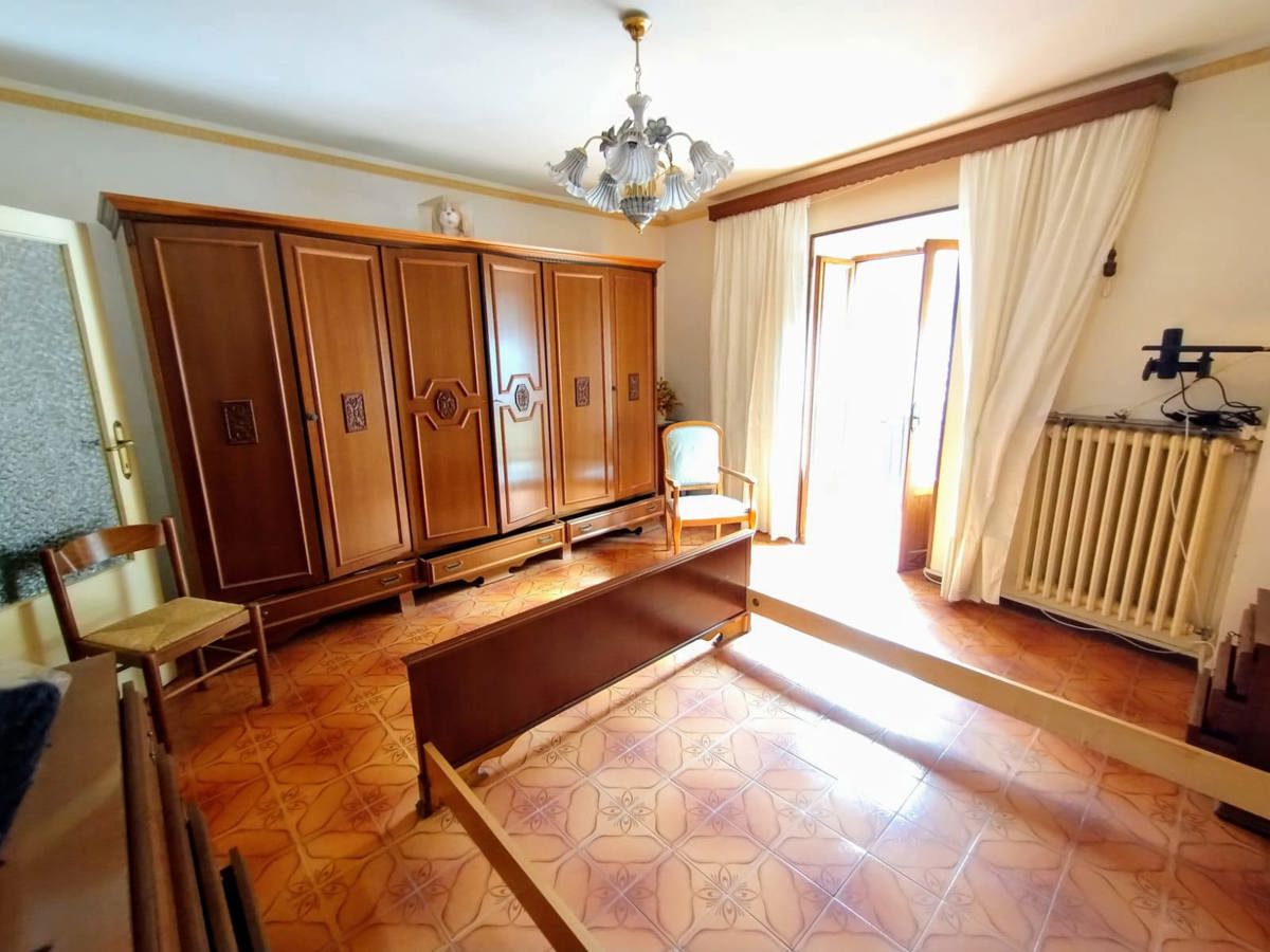 Foto 10 di 20 - Appartamento in vendita a Tagliacozzo