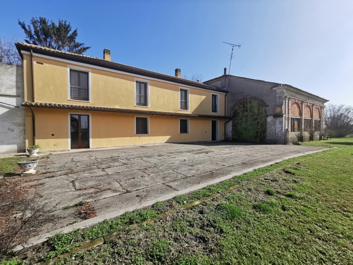 Foto 1 di 30 - Villa a schiera in vendita a Gazzo Veronese