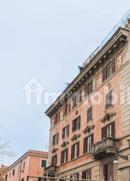 Foto 1 di 21 - Appartamento in vendita a Roma