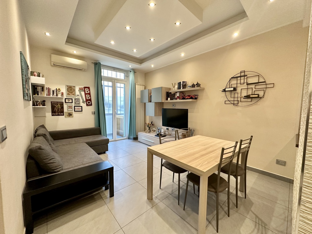 Foto 1 di 20 - Appartamento in vendita a Torino