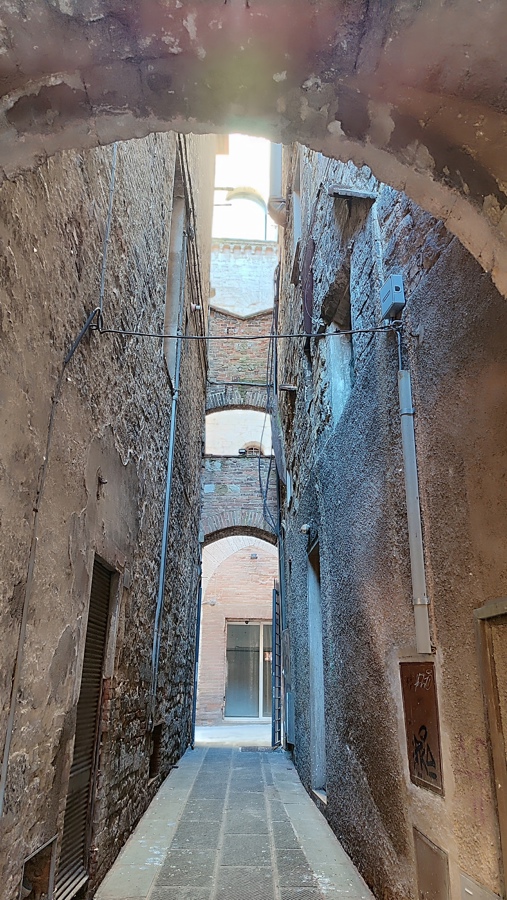 Foto 12 di 17 - Appartamento in vendita a Perugia
