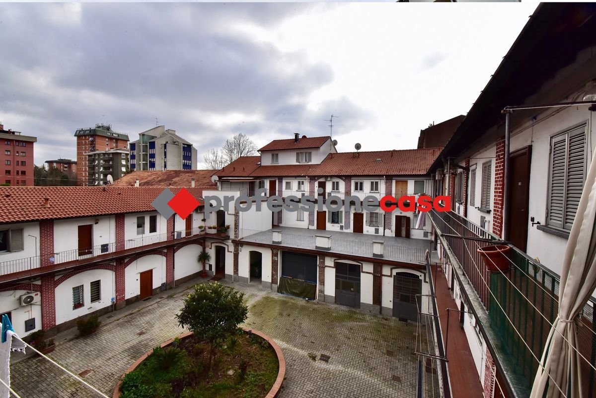 Foto 2 di 13 - Appartamento in vendita a Paderno Dugnano