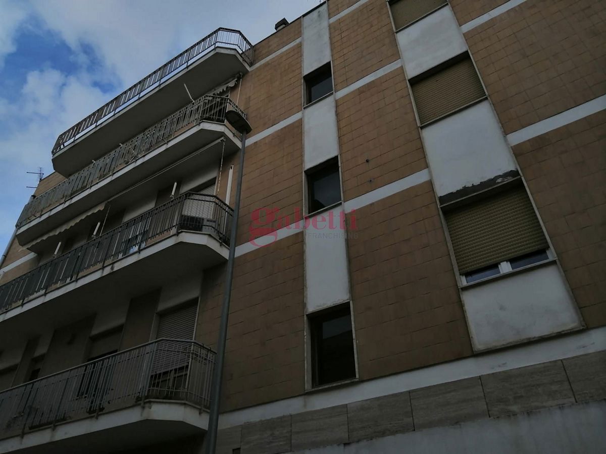 Foto 2 di 31 - Appartamento in vendita a Lecce