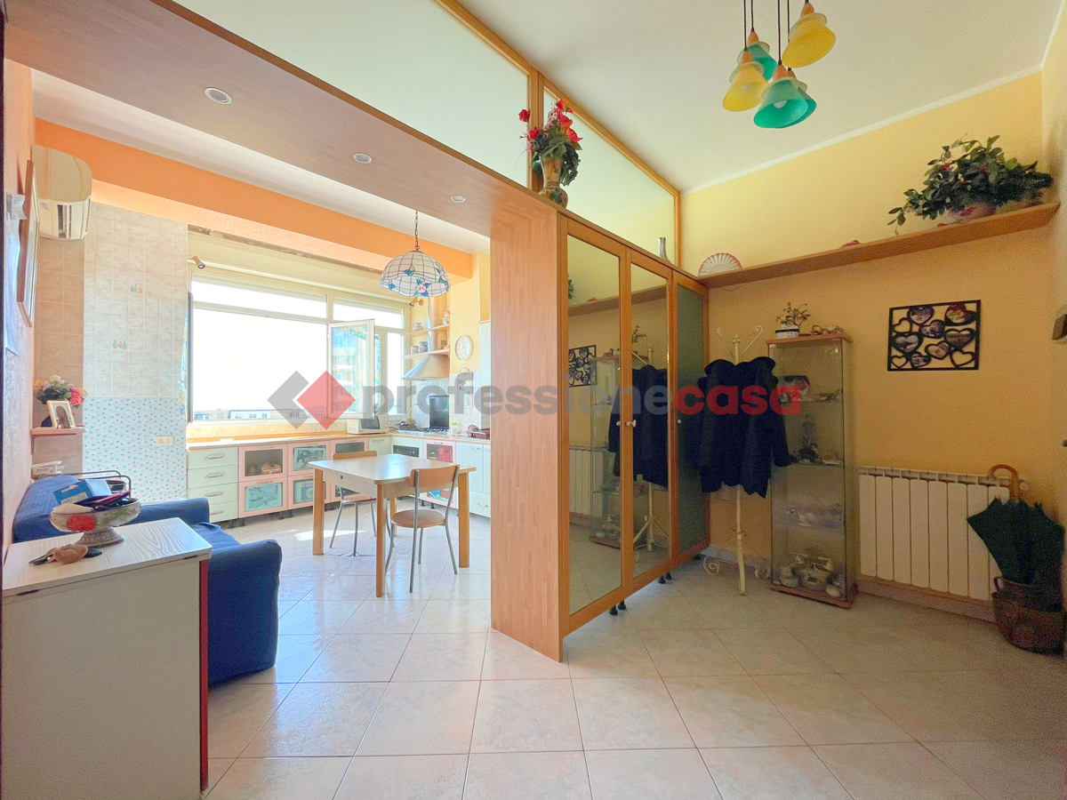 Foto 3 di 23 - Appartamento in vendita a Catania