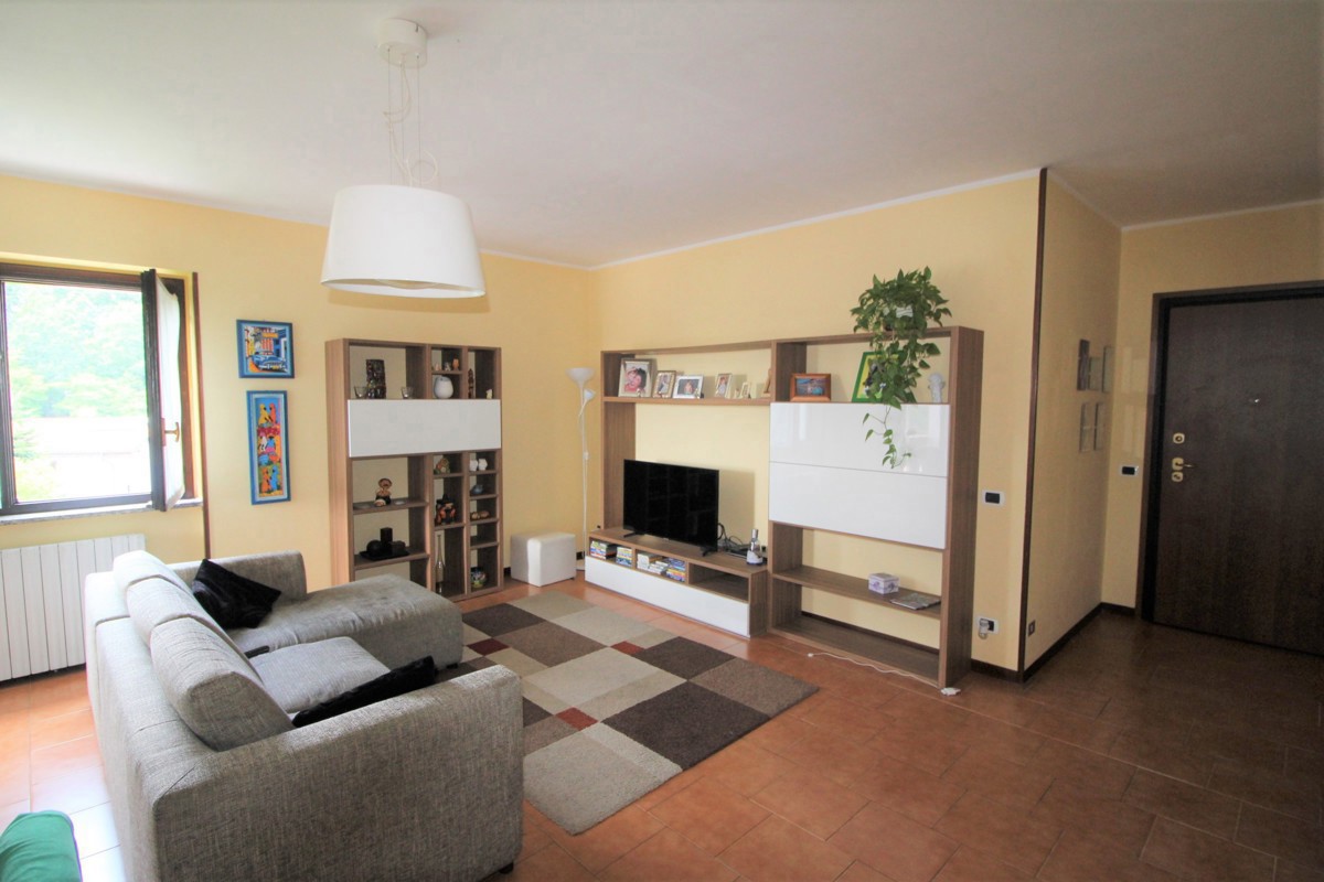 Foto 1 di 18 - Appartamento in vendita a Briga Novarese